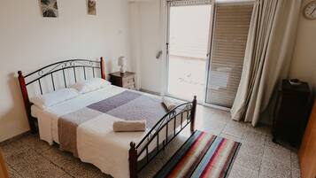 Departamento familiar, varias camas, para no fumadores | 2 habitaciones, escritorio y insonorización