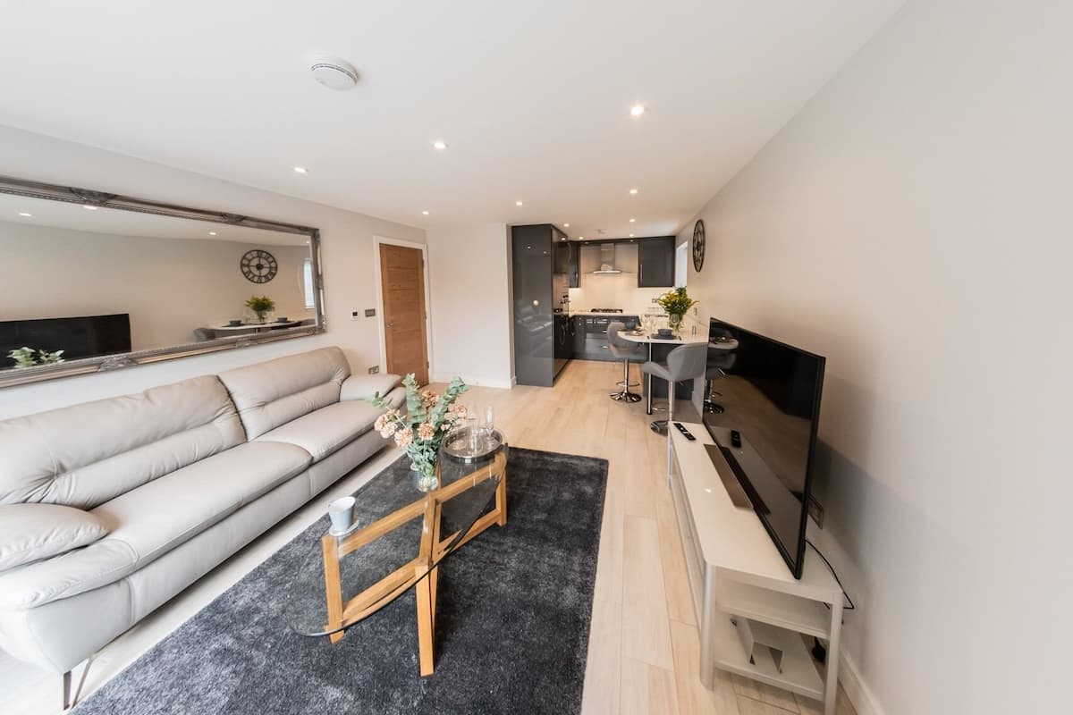Íbúð - einkabaðherbergi (Garden Terrace - Flat 2) | Betri stofa