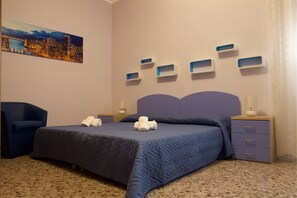 Deluxe Double Room | Blackout curtains, rollaway beds, free WiFi, bed sheets - B&B Marina Diamante (Monopoli)