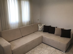 Apartment, Sea View | Living area