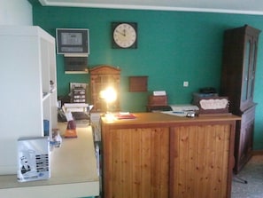 Hall