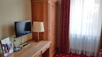 In-room safe, desk, blackout curtains, soundproofing