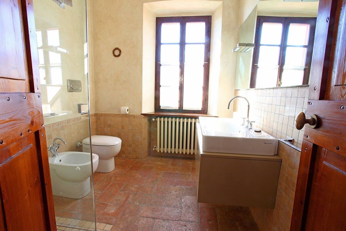 Superior Double Room, 1 Double Bed, Ensuite | Bathroom