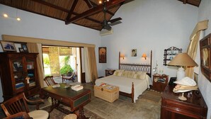 Family Villa, 3 Bedrooms, Beachside - Villa La Cocoteraie (Le Morne Brabant)