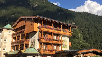 Exterior