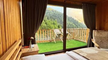 Kamar Double Standar, 1 Tempat Tidur Queen | Seprai premium, Wi-Fi gratis, dan seprai linen