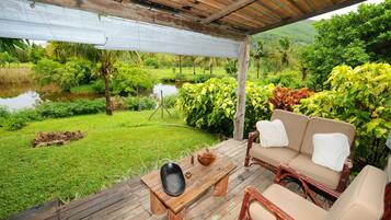 Cottage phong cách cổ điển | Hiên