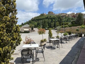 Terrace/patio - Hostal Roma (Cubells)