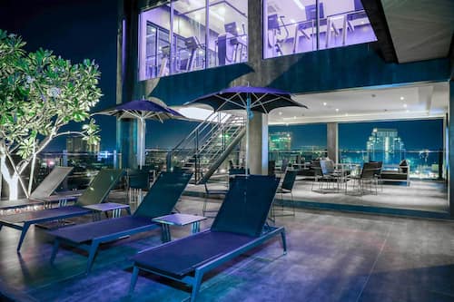 Sundeck
