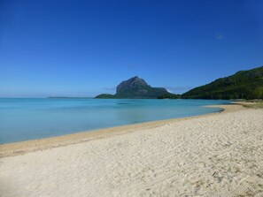 Beach - The Kiter's Nest (Le Morne Brabant)