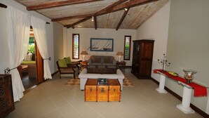 Villa | 3 bedrooms, in-room safe, iron/ironing board, WiFi (free) - Villa Alira (Le Morne)