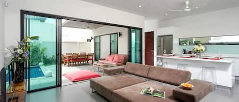 Comfort Villa | Living area