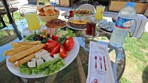 Free daily full breakfast - Serenity Stone House (Nevsehir)