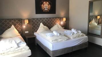 In-room safe, desk, iron/ironing board, free WiFi