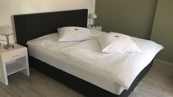 Apartment, 2 Bedrooms | 2 bedrooms, desk, free WiFi