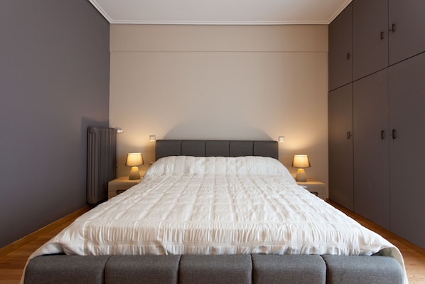 2 bedrooms, iron/ironing board, free WiFi
