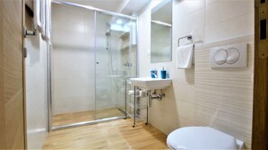 Apartment, 1 Bedroom, Balcony, Sea View | Bathroom - Apartments Bracanovic (Becici)