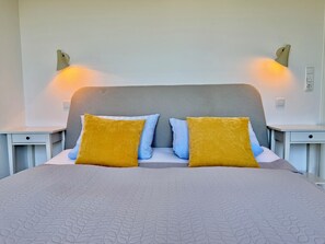3 habitaciones, escritorio, tabla de planchar con plancha y wifi 