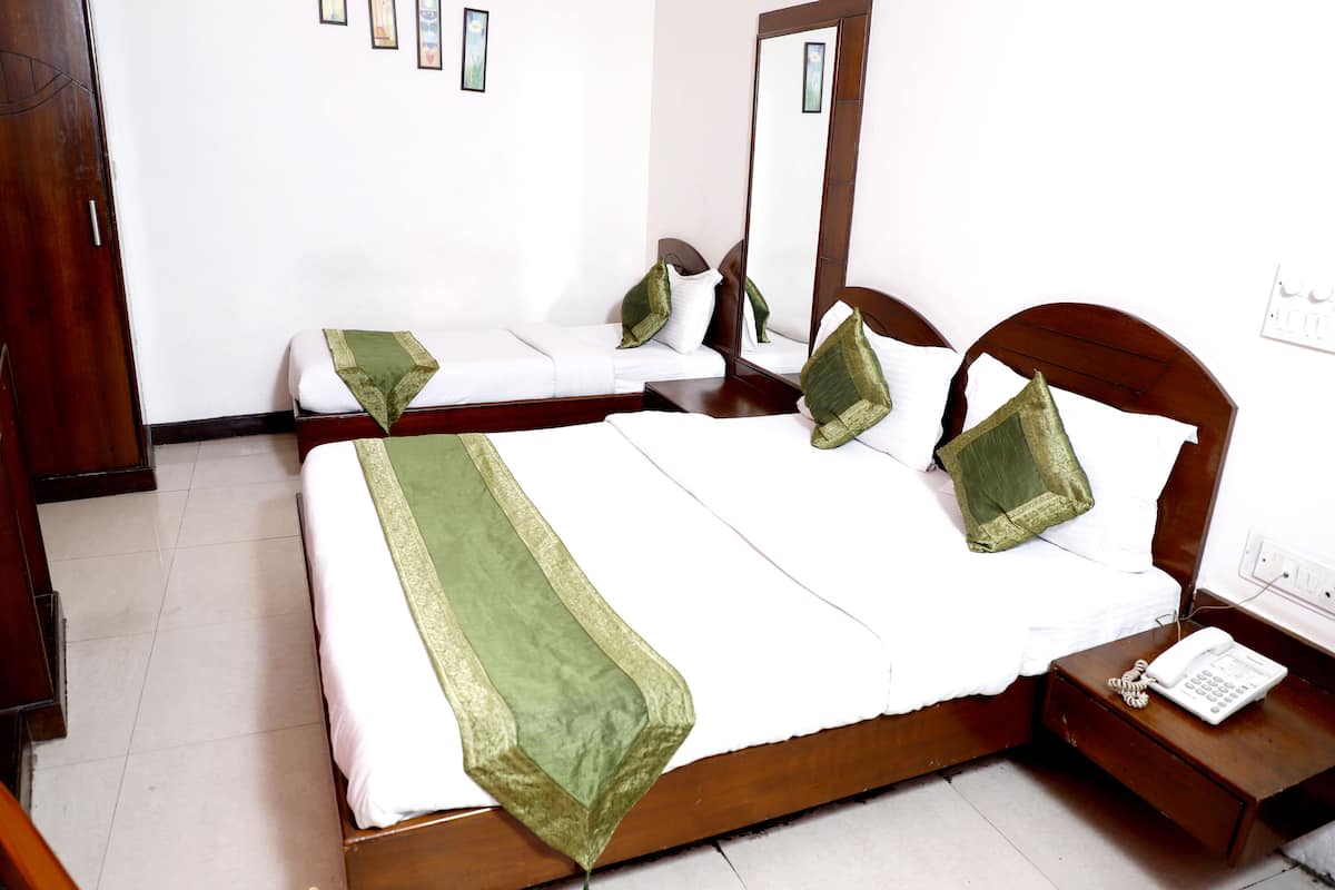 ルーム | アイロン / アイロン台、WiFi (無料)