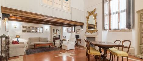 Apartment, 2 Bedrooms | In-room dining