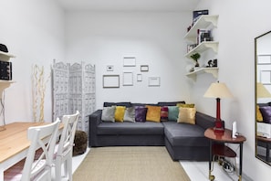 Apartment, Terrace | Living area - Monti Secret Garden Apartment (Rome)