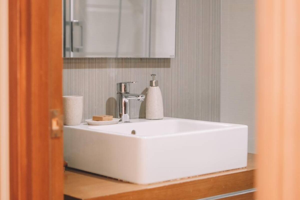 free toiletries, hair dryer, slippers, bidet