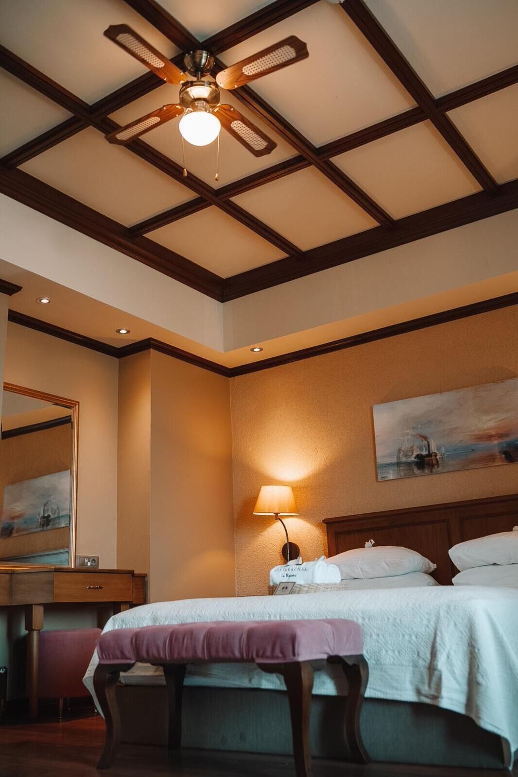 standard room | 2 bedrooms, minibar, blackout curtains, free wifi