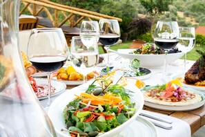 Lunch and dinner served