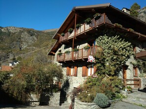 Fachada de la propiedad