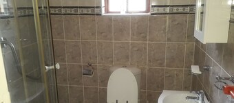 Tintech Bed & Breakfast