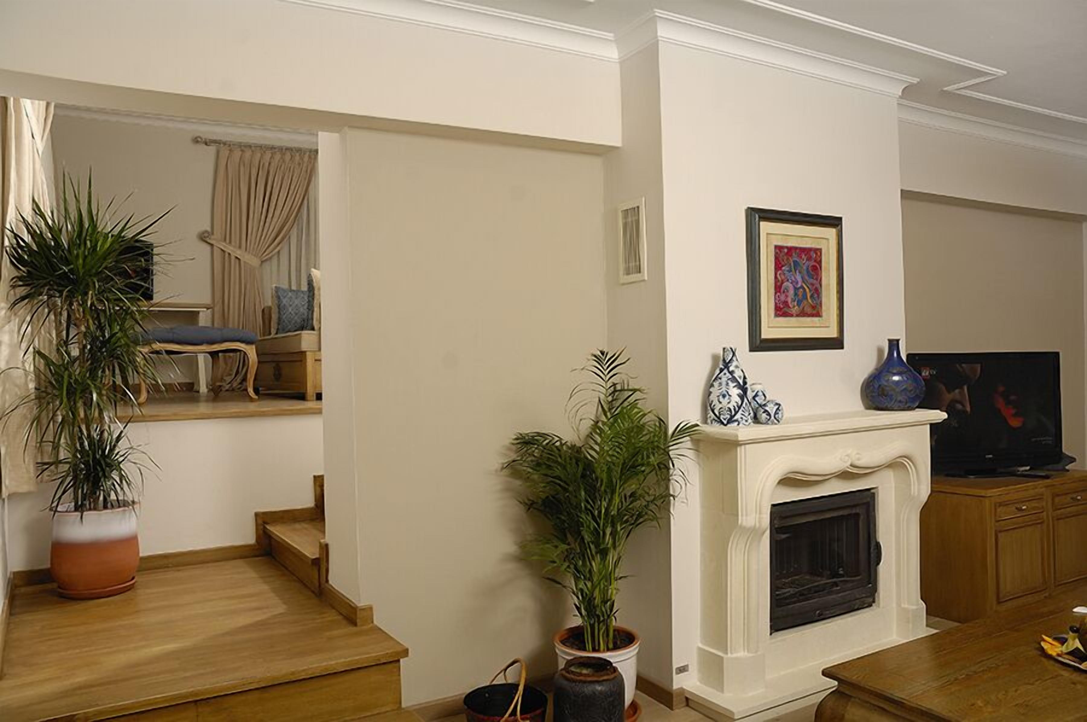 suite | in-room safe, soundproofing, free wifi