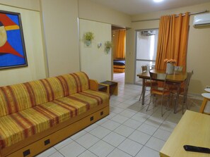 Basic Apartment, Multiple Beds, Non Smoking | Living room | LCD TV - Prive das Thermas I Lineacaldas (Caldas Novas)