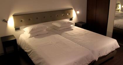 Lazza Hotel
