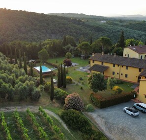 Exterior - Agriturismo Podere Casalone (Capraia e Limite)
