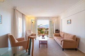 32-Zoll-Fernseher mit Digitalempfang, iPod-Dockingstation