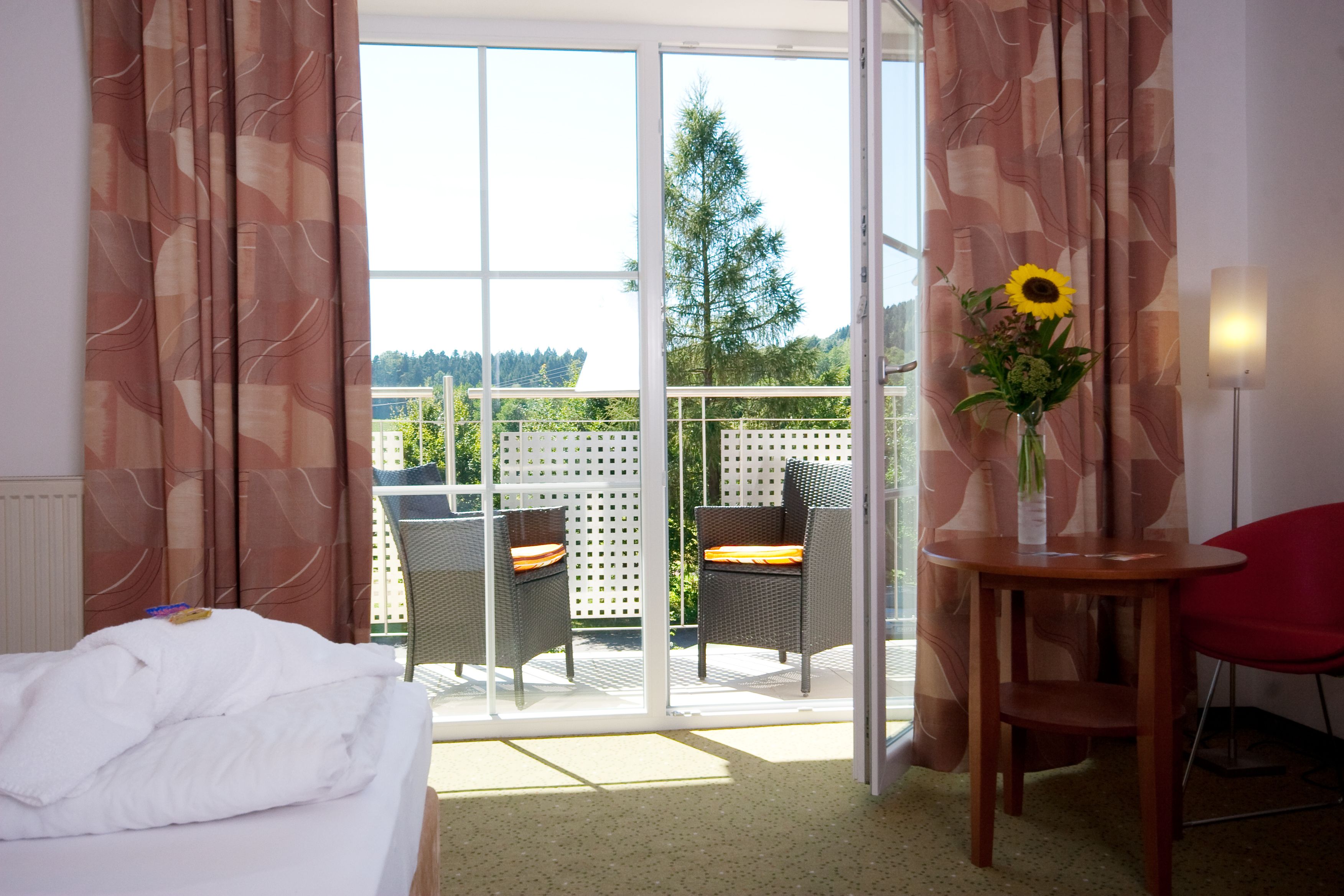 classic double room single use | minibar, in-room safe, desk, free wifi