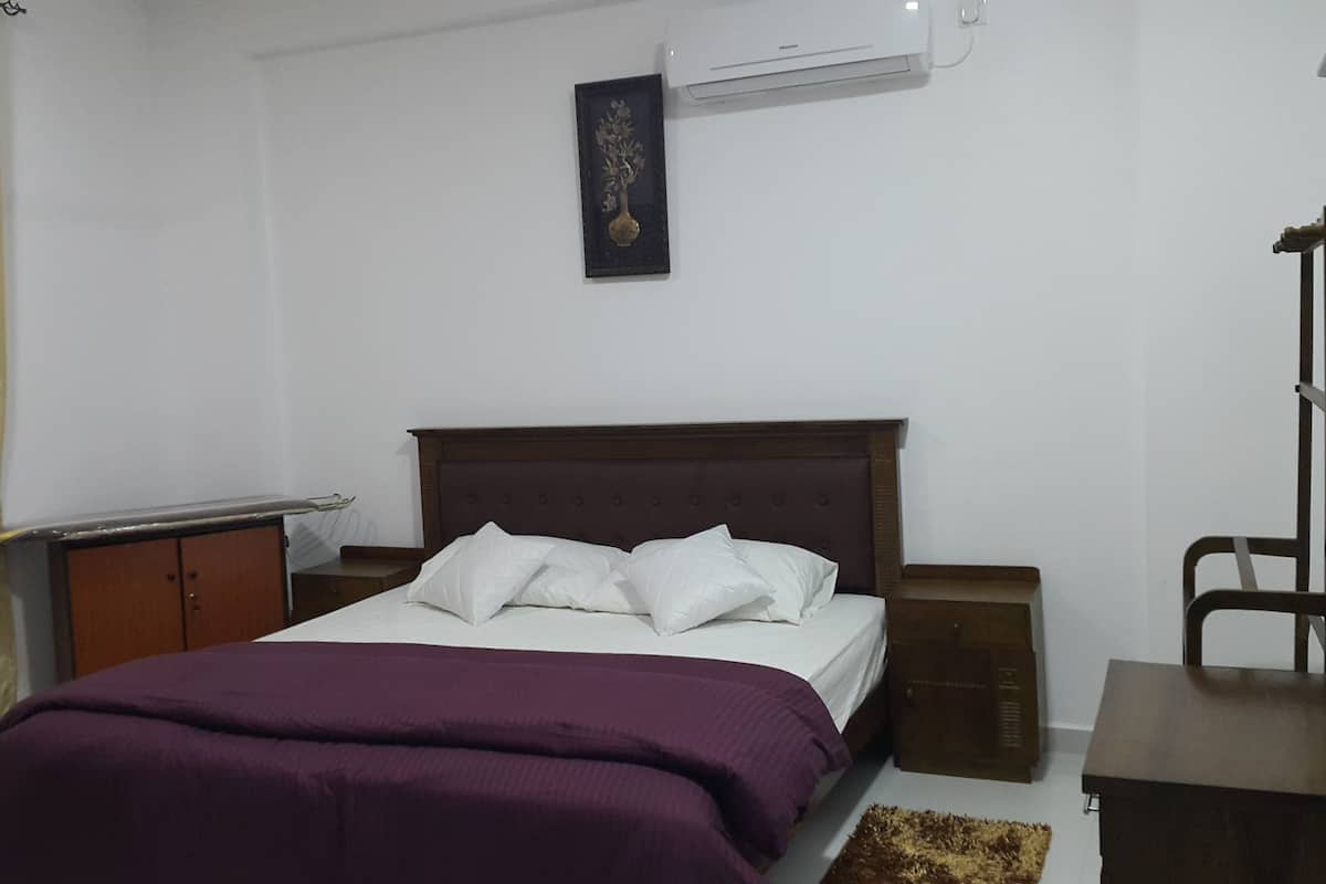 1 habitación y ropa de cama de alta calidad