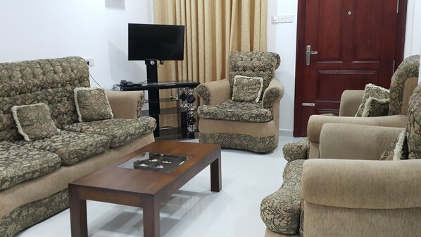 Luxury Apartment, Multiple Beds, Non Smoking | Executive lounge - Sara luxury  apartment (Colombo)