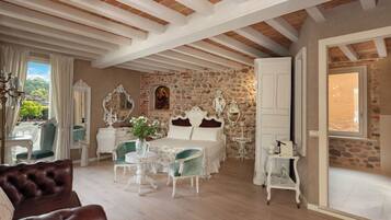 1 bedroom, minibar, in-room safe, desk