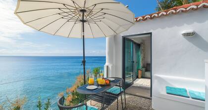 Cottage do Mar by Our Madeira