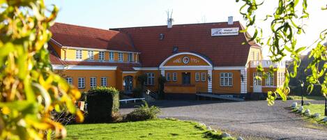 Fachada de la propiedad