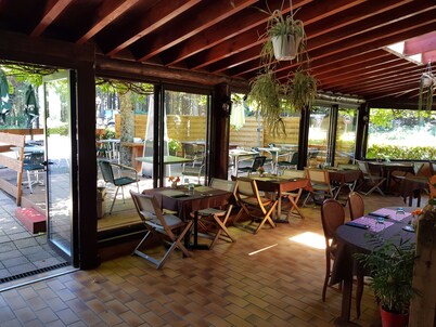Hôtel Le Pavillon
