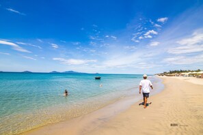 Beach - An Bang Seastar Boutique Villa (Da Nang)