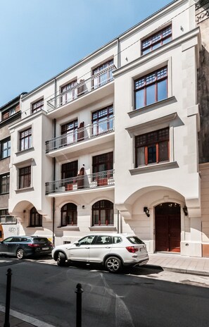 Front of property - Apartamenty L5 (Kraków)