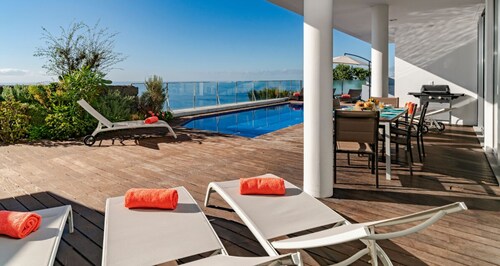 Fonte do Mar I by Our Madeira