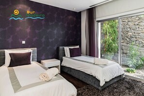 4 bedrooms, in-room safe, iron/ironing board, free WiFi