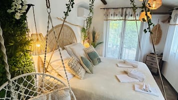 스탠다드 더블룸, 퀸사이즈침대 1개, 금연 (Chambre Suspendue) | 1 개의 침실, 무료 WiFi, 침대 시트
