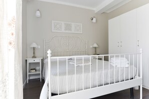 Apartment, 2 Schlafzimmer | 2 Schlafzimmer, kostenloses WLAN, Bettwäsche