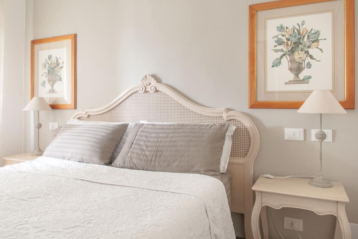 Classic Double Room | 1 bedroom, premium bedding, in-room safe, free WiFi