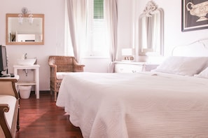 Chambre Double Ăconomique, salle de bains commune